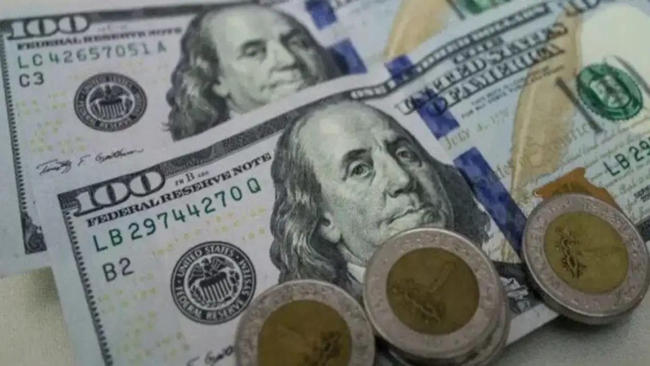 تحديثات الصرف.. سعر الدولار مقابل الجنيه المصري في البنوك مطلع الأسبوع